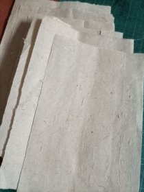 老的毛边纸旧纸竹纸六张合拍，另一张老洒金红笺纸，适合古书修复，做书签等。