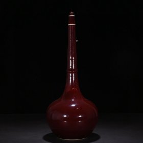 明宣德宝石红釉暗刻龙纹胆瓶长颈瓶