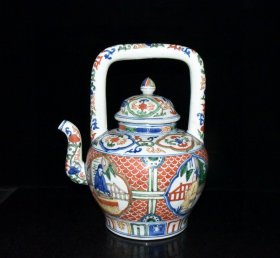 明嘉靖五彩开窗人物故事提梁壶【 31.5x26cm 】