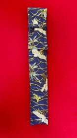 【喻慧】精品书画扇子一把，带精美扇袋，一面是国画《不知相逢处，却知为谁开》，另一面是书法《和气致祥》，