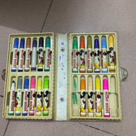 mickey & pluto（米老鼠画笔 米老鼠水彩画笔 ）24colors pen set