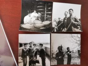 1978年安徽农村养蚕、干部下乡参加劳动、秤小黑猪、修枝杈老照片四种