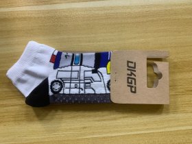台湾制造 儿童短袜 警车 MADE IN TAIWAN 袜子含莱卡 白色 3-5岁 15-18cm 脚底有防滑胶点 稀少品 美品 仅一枚 限量发行