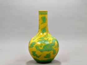 清乾隆绿彩雕刻绿龙纹天球瓶 古玩古董古瓷器老货收藏1