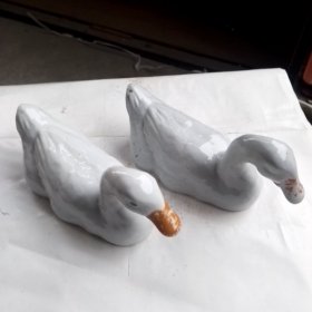 醴陵窑瓷器“鸭子”一对合售
