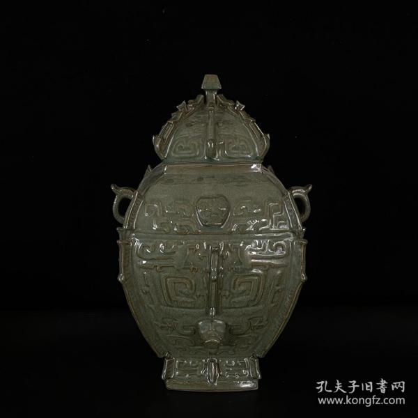 宋越窑梅子青釉饕餮纹出戬尊  23x35厘米DD