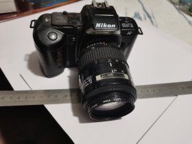 NIKON.F-401，长镜头135胶卷照相机，如图，少见品牌