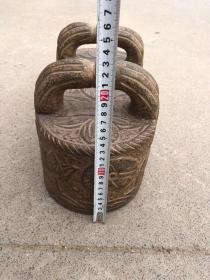 青石雕刻练功石一对 健身器,用极品方便,青石精雕细刻，收藏怀旧值。