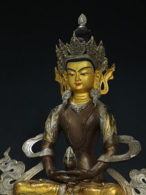 铜鎏金描彩 【长寿佛】 佛像造像 尺寸：高43厘米 宽32厘米 厚21厘米 重5.25斤