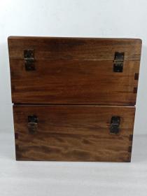 清代老木箱一对，保存完整，雕工精细，喜欢的联系，收藏佳品ll