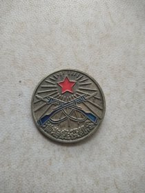 国内章 当工艺品处理。