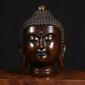 纯铜佛头 开脸端庄 殊胜 皮色红润 工艺精湛 规格约：长12厘米 宽11厘米 高18.5厘米 重约：2080克