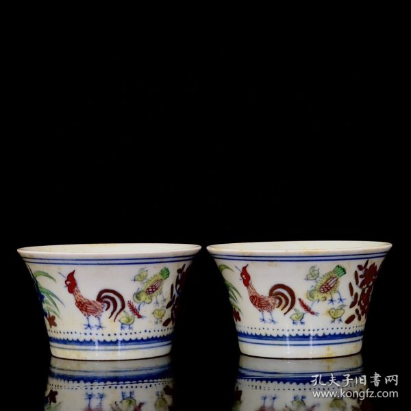 明成化斗彩红胎马蹄杯鸡缸杯 4.8/8.5厘米