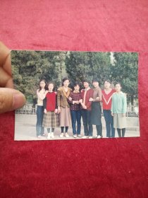 穿健美裤 合影美女，八十年代九十年代老照片相片像片