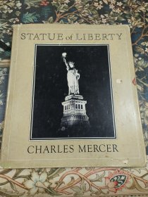 自由女神像 大开精裝本 STATUE of LIBERTY