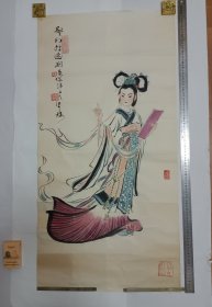 收的旧藏老的 刘旦宅 手绘国画，画的很好包老包手绘，买家自鉴别的不包。三分字画七分裱，装裱后就好看了。尺寸99乘50.5厘米。。。