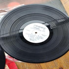 33转12寸唱片：音乐舞蹈诗史《东方红》2张一套全.。。