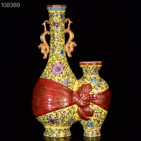 清雍正年粉彩描金绶带子母瓶