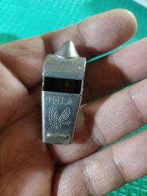 中国上海蝴蝶牌哨子