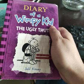 Diary of a Wimpy Kid #5 The Ugly Truth 小屁孩日记5：丑陋的真相 （美国版，平装）