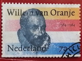荷兰邮票 1984年 奥兰治的威廉一世逝世400周年 1全信销 (1533年4月24日-1584年7月10日)，也称沉默者威廉，奥兰治亲王、荷兰执政，荷兰奥兰治王朝的开国国王(1584年在位)，被尊称为"荷兰国父"。1568年在威廉·奥兰治的带领下，荷兰独立运动取得胜利。在人民的拥戴下于1584年加冕，不料在加冕前两天的7月10日被害，享年51岁。荷兰国歌《威廉颂》所咏唱的就是威廉·奥兰治。