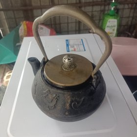 黄铜古董茶壶，不知年份