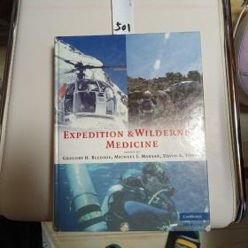 Expedition and Wilderness Medicine，16开本，铜版纸精装，书内有小折页，但不影响看书，书外壳有一点点小破皮，