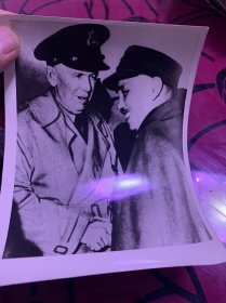 新华社六七十年代发稿照片-，美国五星上将马歇尔与蒋介石，15*11厘米