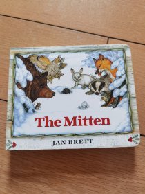 The Mitten A Ukrainian Folktale 英文原版