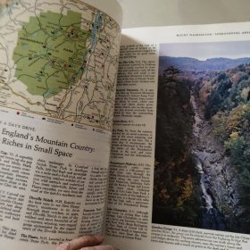 READER'S DIGEST-SCENIC WONDERS OF AMERICA ：An illustrated guide to our natural splendors英文原版 1973年版（美洲自然风景奇观)  图文丰富 布面精装12开 厚重本
