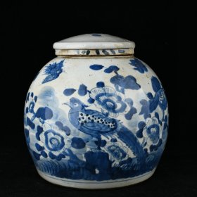 清中期青花花鸟纹盖罐