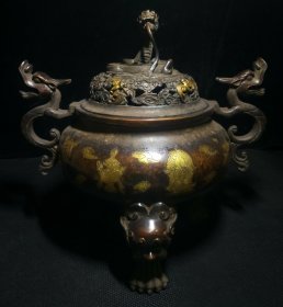 紫铜鎏真金香炉，（大明宣德年制），重量13.5公斤