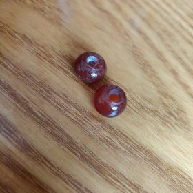 玛瑙珠子一对