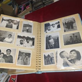 7、80年代个人生活 风景老照片一册 （天安门 天坛 昆明湖）120张