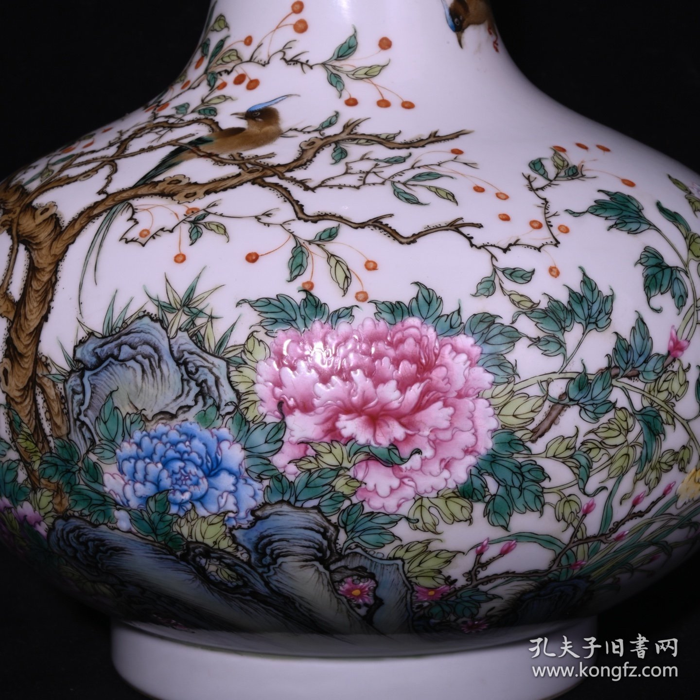 点击查看原图 旧藏 清雍正粉彩花鸟纹扁肚瓶 高29.5×22厘米