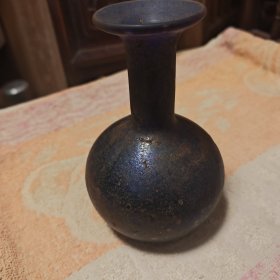 汉唐时期老镏璃瓶一只高15公分喜欢的不要错过放漏出