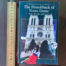 The hunchback of notre-dame Victor Hugo 巴黎圣母院 英文原版