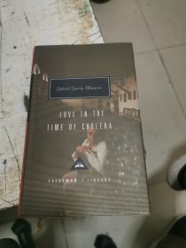 Love in the Time of Cholera，书架3