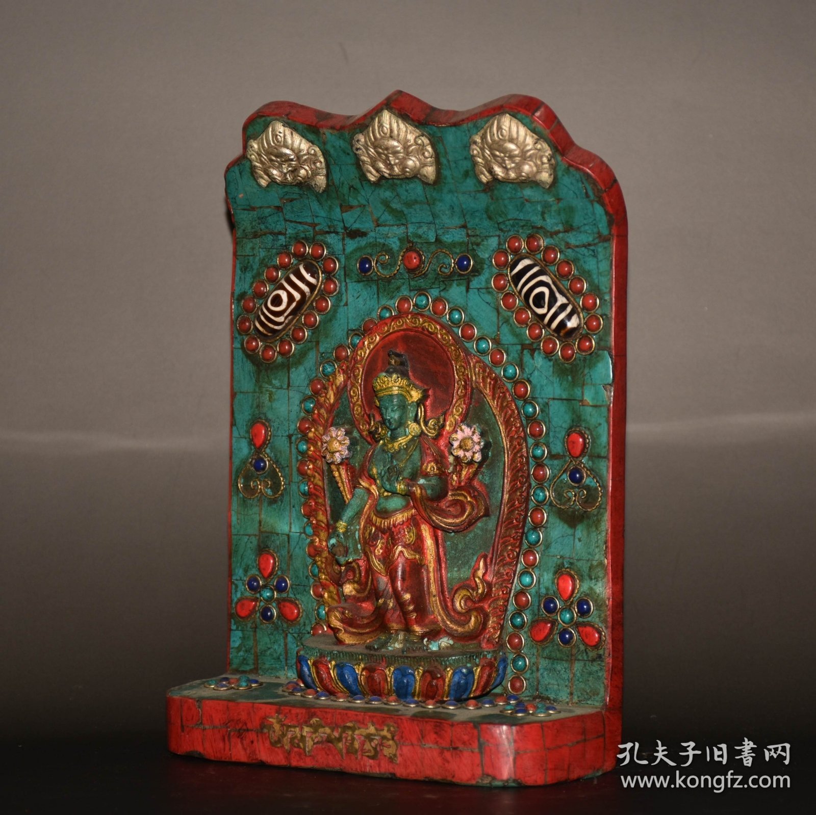 尼泊尔木镶嵌白铜红松绿松天珠宝石唐卡站观音佛板摆件 尺寸：长15厘米 宽6厘米 高22.5厘米 重704克左右