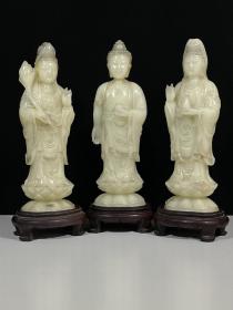旧藏精品芙蓉石西方三圣佛像
尺寸：32X10公分
重：12.25斤