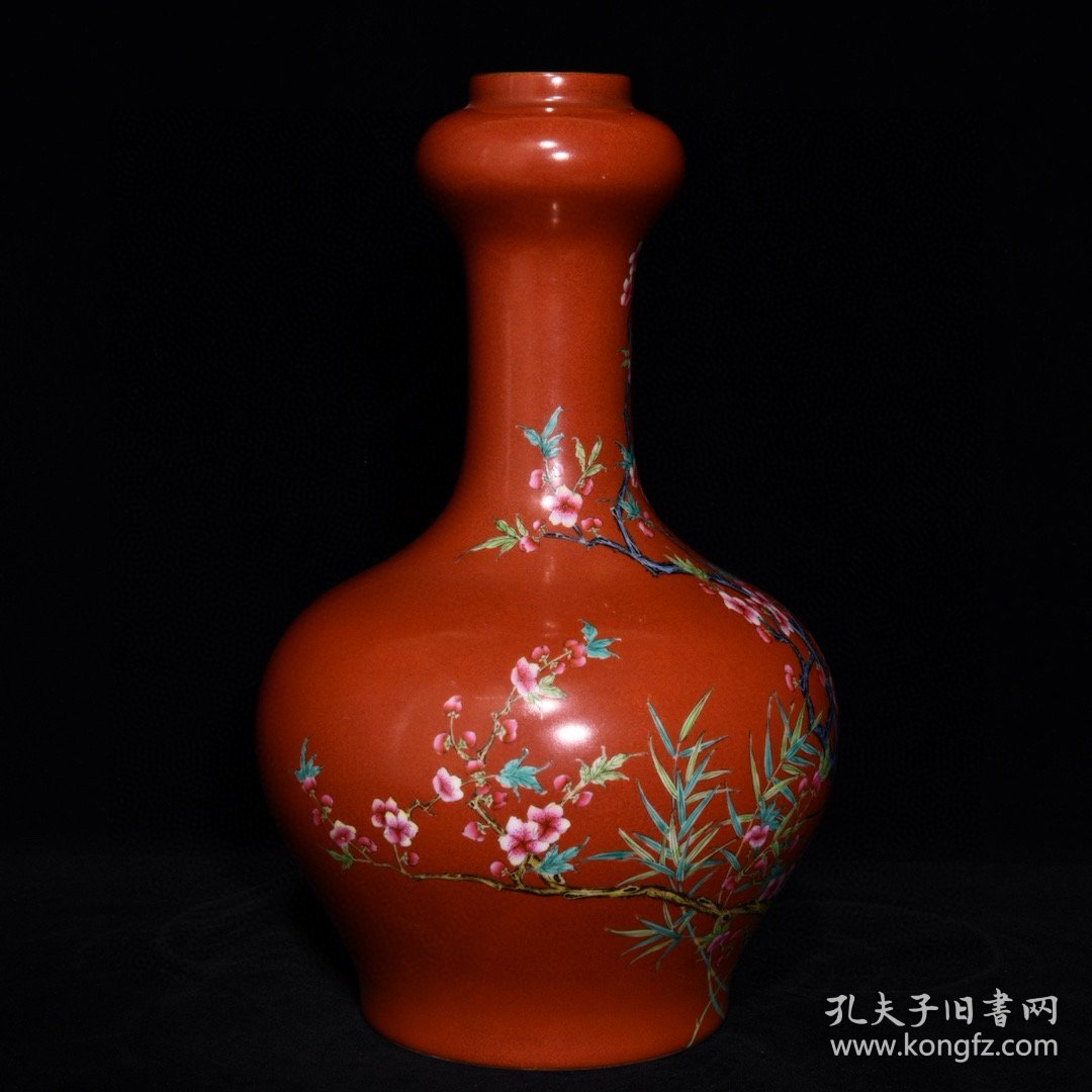 雍正矾红粉彩喜鹊闹梅纹蒜头瓶，高32cm直径20cm