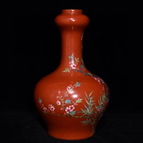 雍正矾红粉彩喜鹊闹梅纹蒜头瓶，高32cm直径20cm