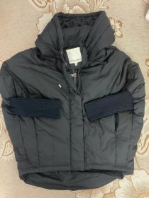 老款 儿童黑色拼接羽绒服 110码