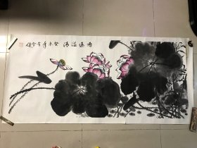 著名影视演员李雪健，国画作品 香远溢清
62*140，片
李雪健，中国影视男演员，第九届中国电影家协会主席、名誉主席，中国国家话剧院一级演员。