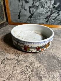 2000年左右婴戏水仙盆一只
