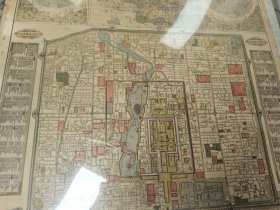 民国早期 民国全图 最新北京舆图 彩色石印带有王府 会馆 学堂位置 铁路等 尺寸 尺寸78/56厘米 有破损的地方