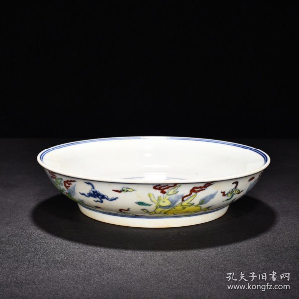 明成化斗彩飞象纹盘 高5.3厘米 宽21.1厘米