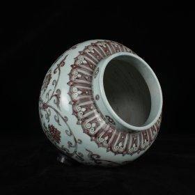 明洪武永乐时期釉里红缠枝莲花托八宝纹大罐 （有釉窑裂） 高35.2厘米 直径43厘米