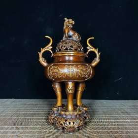 老铜胎三体夔龙耳狻猊盖五福寿炉，高25.2厘米，长14.7厘米，重1228克