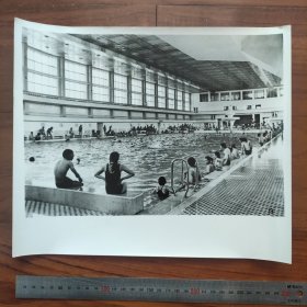 超大尺寸：1984年，大庆游泳馆建成
